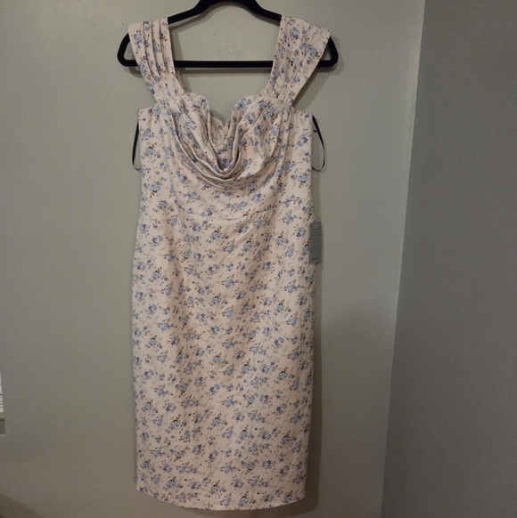 Lavish Alice Women's Off Shoulder White and Purple Floral Cocktail Dress. Sz 12 - Picture 3 of 12